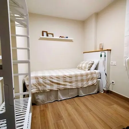 Piso Con Encanto En Pleno Centro * Oviedo